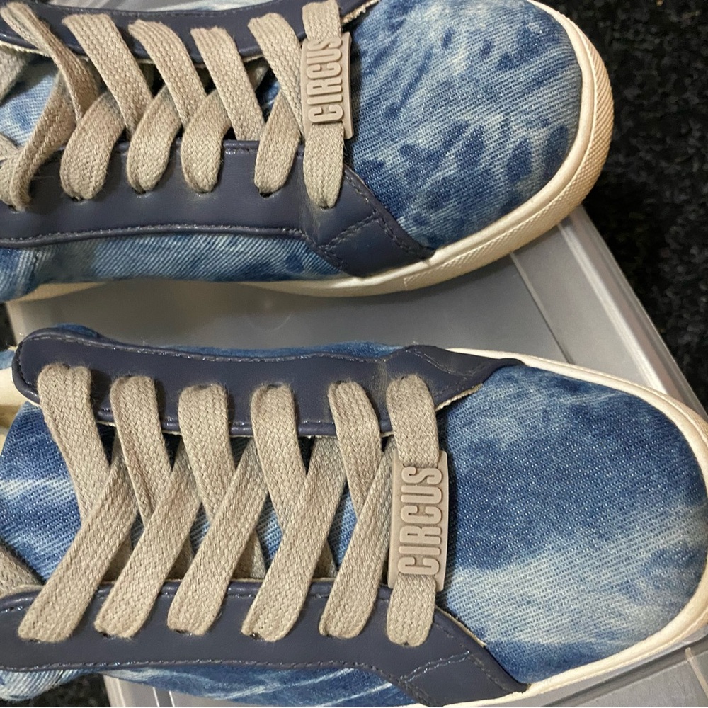 Circus by Sam Edelman Sneakers - Picture 4 of 10
